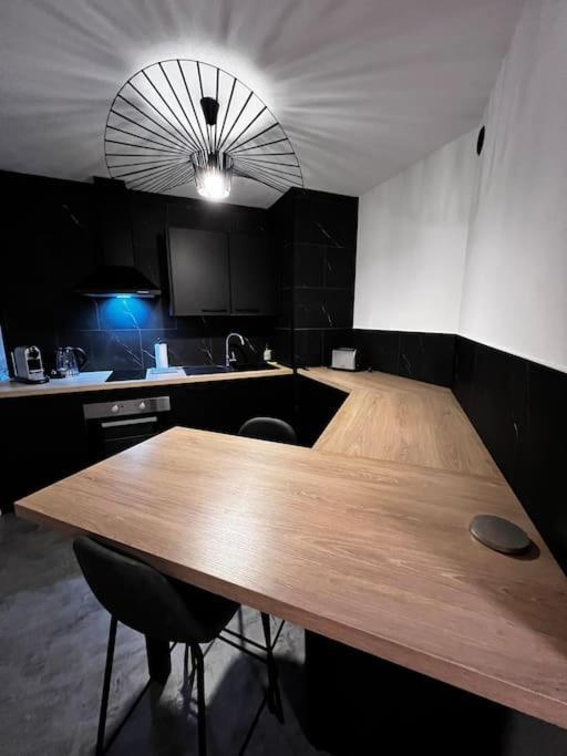 F1 A Avec Parking Prive Appartement
